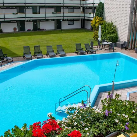 Design-ferienwohnung Direkt Am - Mit Seeblick, Balkon, Pool Und Sauna דירה