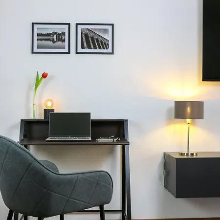 דירה Design-ferienwohnung Direkt Am - Mit Seeblick, Balkon, Pool Und Sauna